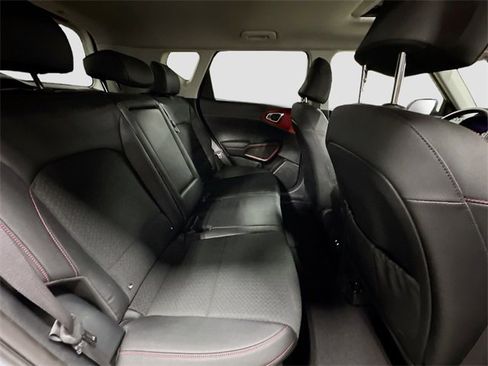 Used 2023 Kia Soul GT-Line image 30