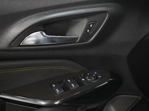 Used 2024 Chevrolet Trax LT w/ Driver Confidence Package FWD image 21