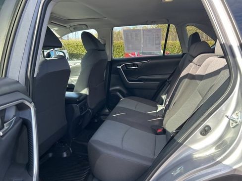 Used 2024 Toyota RAV4 XLE image 16