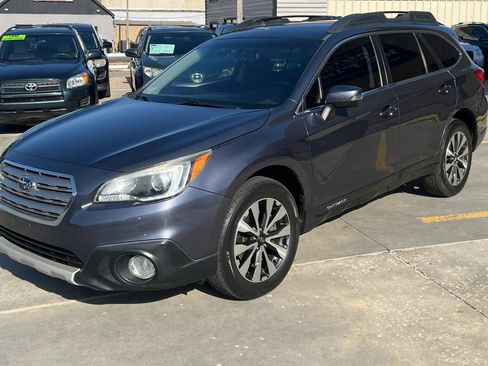 Used 2015 Subaru Outback 2.5i Limited AWD/4WD image 5