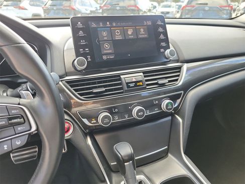 Used 2018 Honda Accord Sport image 23
