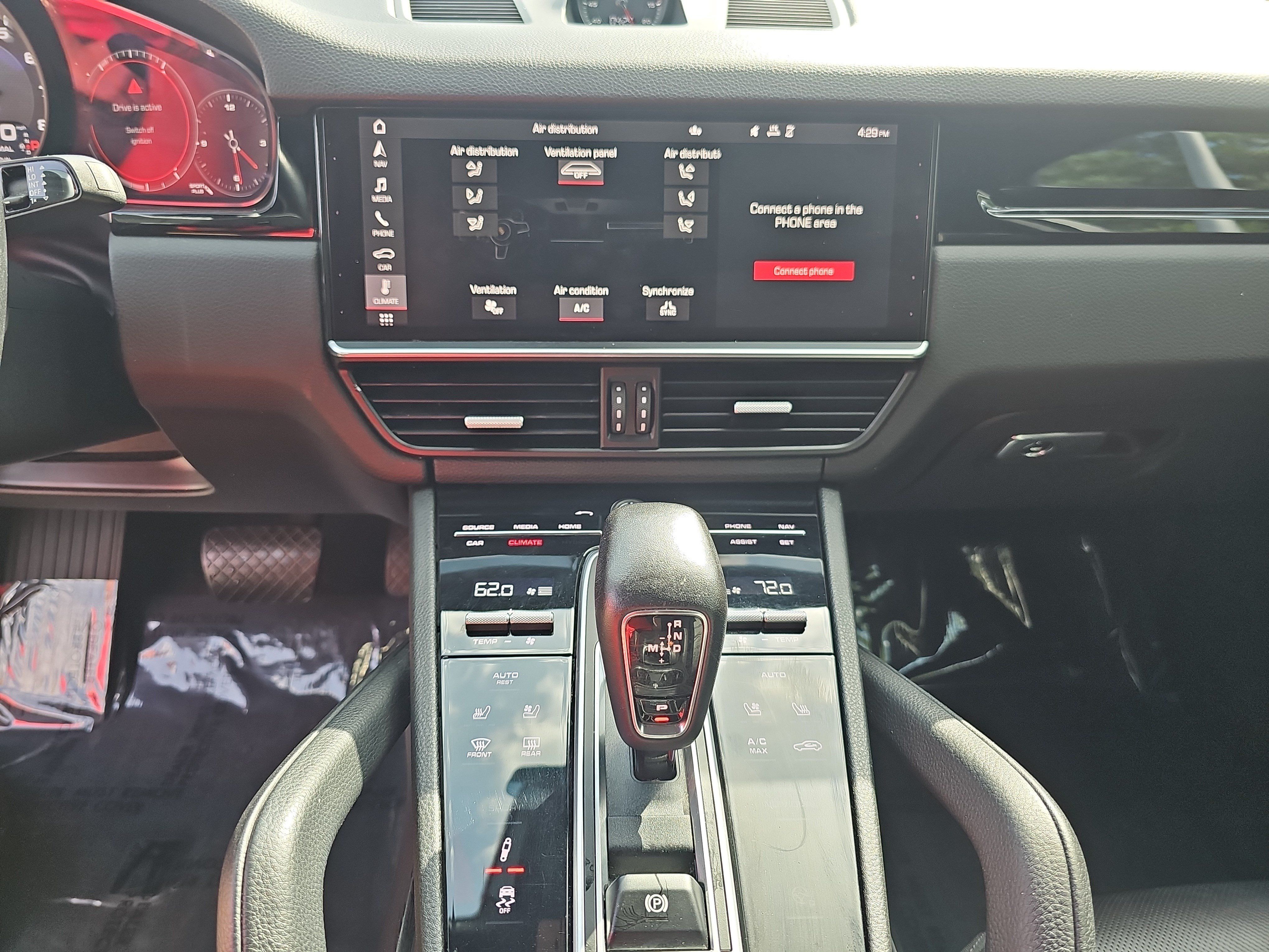 Used 2021 Porsche Cayenne Coupe AWD/4WD image 21