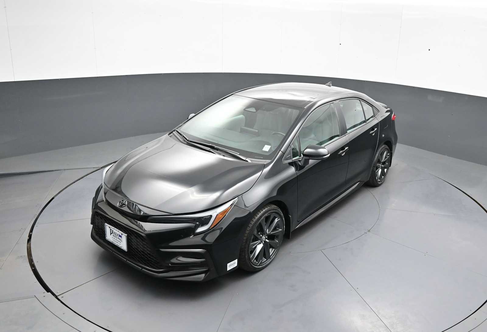 Certified 2025 Toyota Corolla SE w/ Convenience Package FWD image 32
