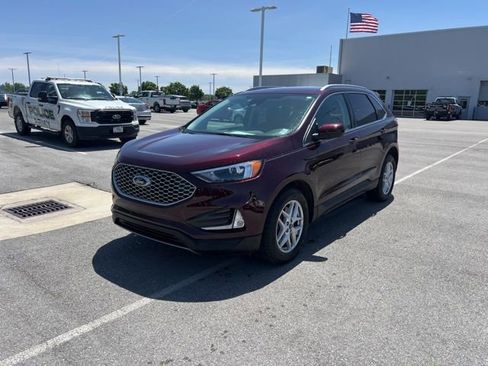 Used 2024 Ford Edge SEL w/ Convenience Package AWD/4WD image 3