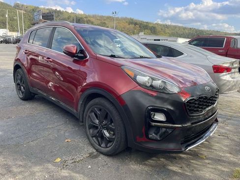 Used 2020 Kia Sportage S image 2