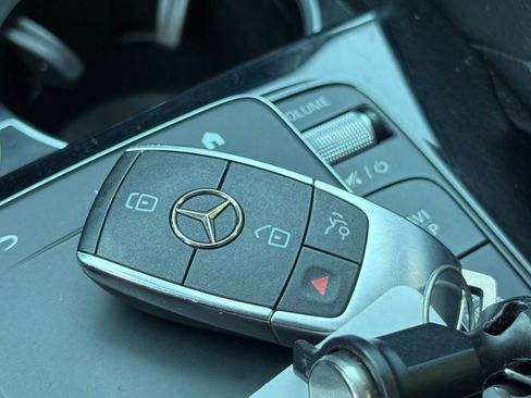 Used 2024 Mercedes-Benz GLS 450 4MATIC image 47