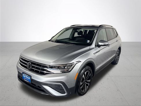 Certified 2023 Volkswagen Tiguan S FWD image 3