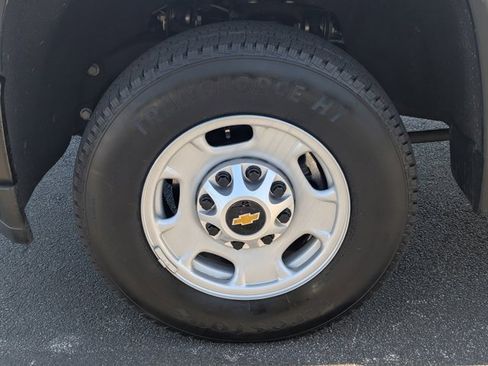 Used 2022 Chevrolet Silverado 2500 W/T w/ WT Convenience Package image 11