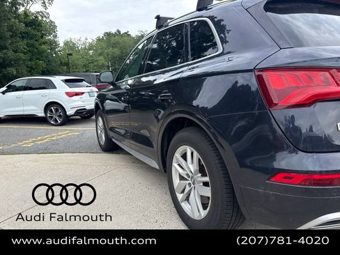 Used 2020 Audi Q5 2.0T Premium w/ Convenience Package AWD/4WD image 12