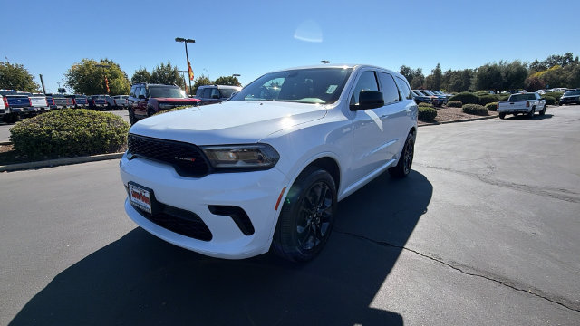 Used 2025 Dodge Durango GT AWD/4WD image 1