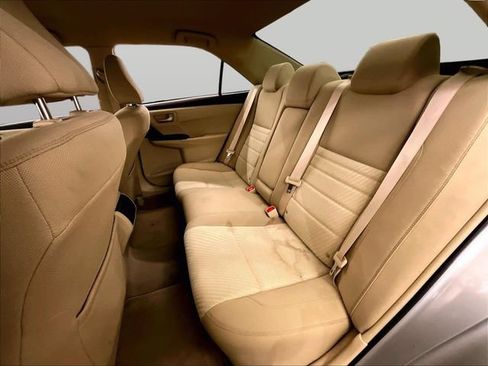 Used 2017 Toyota Camry LE FWD image 25