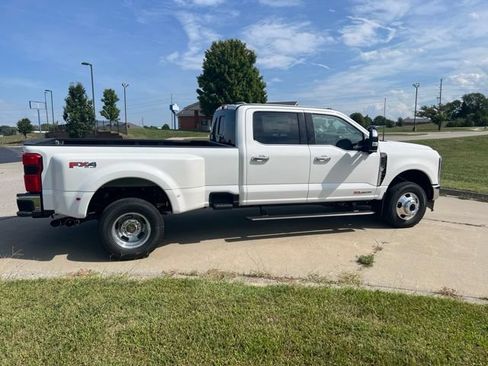 New 2026 Ford F350 King Ranch w/ Chrome Package AWD/4WD image 11
