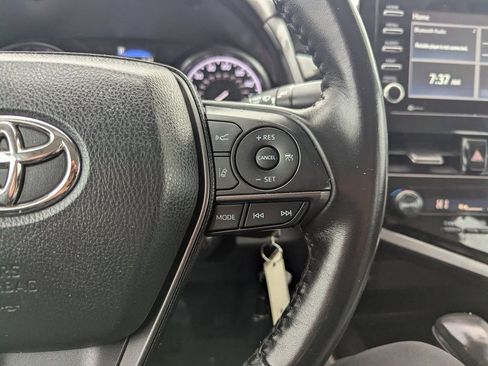 Used 2023 Toyota Camry SE image 25