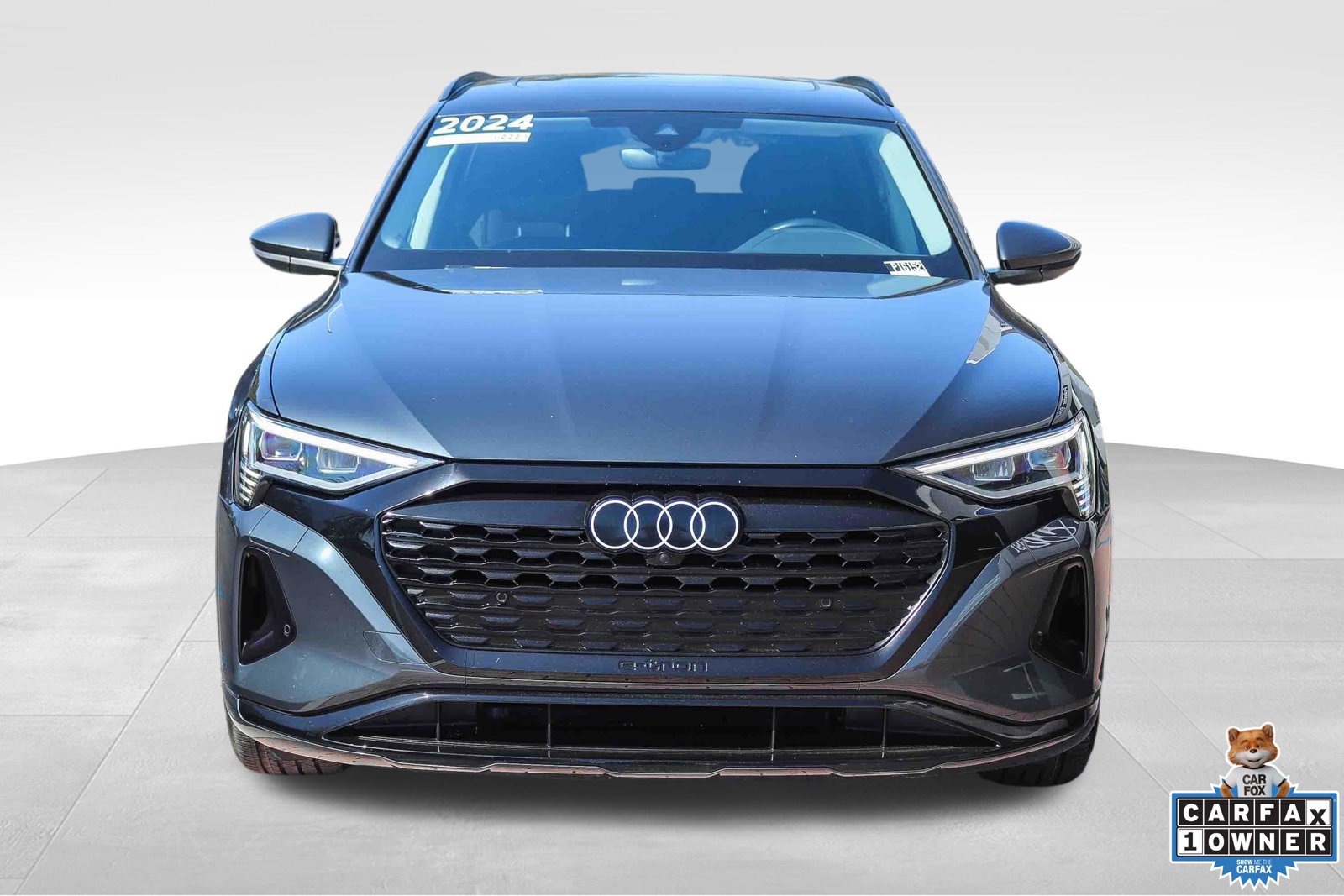 Used 2024 Audi Q8 e-tron Premium Plus AWD/4WD image 2