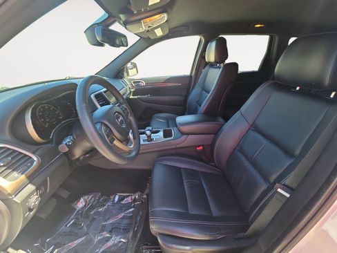 Used 2015 Jeep Grand Cherokee Limited image 21