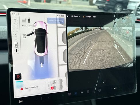 Used 2025 Tesla Model 3 image 19