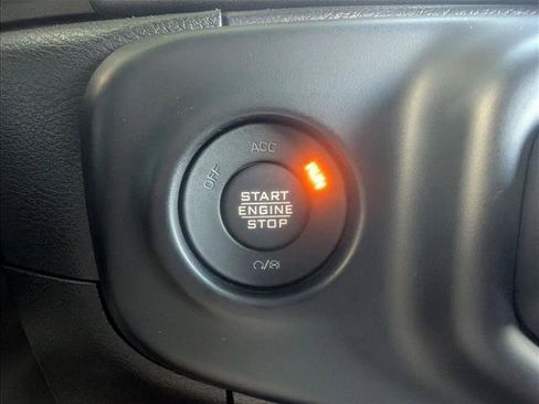 Used 2023 Jeep Gladiator Mojave w/ LED Lighting Group AWD/4WD image 30