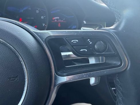 Used 2021 Porsche Macan AWD/4WD image 38