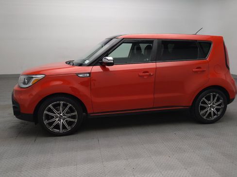 Used 2019 Kia Soul ! w/ Technology Package FWD image 2