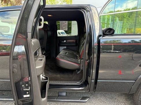 Used 2014 Ford F150 FX4 w/ Equipment Group 402A Luxury AWD/4WD image 24