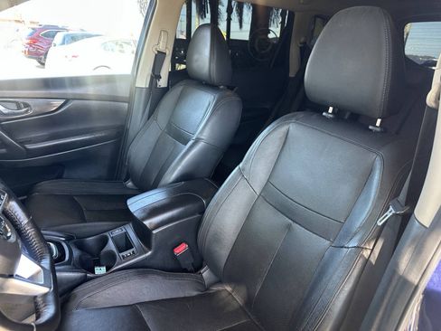 Used 2018 Nissan Rogue SL w/ Premium Package FWD image 25