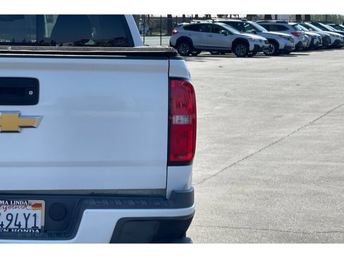 Used 2016 Chevrolet Colorado Z71 AWD/4WD image 16