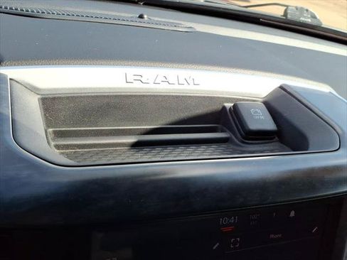 Used 2023 RAM 1500 Big Horn AWD/4WD image 19