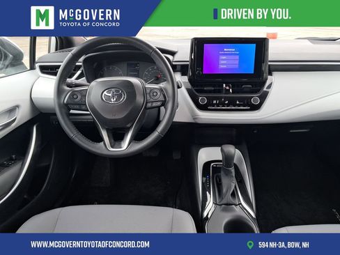 Used 2025 Toyota Corolla SE image 16
