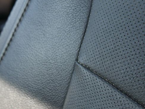 Used 2015 Ford F150 Lariat image 41