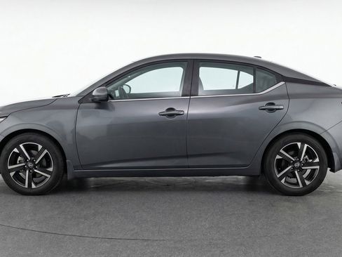 Used 2025 Nissan Sentra SV FWD image 5