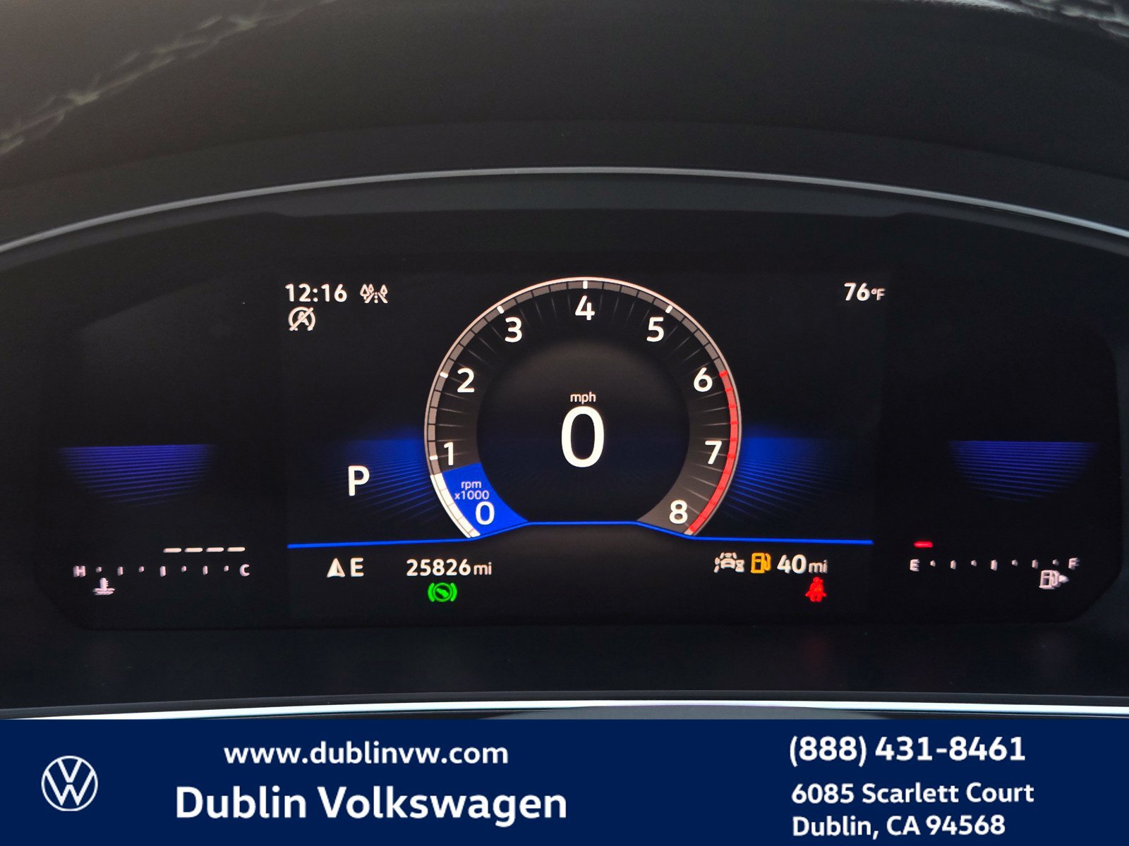 Certified 2024 Volkswagen Tiguan SE w/ Panoramic Sunroof Package AWD/4WD image 23