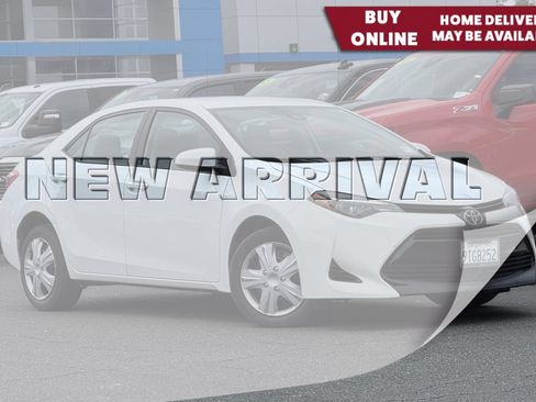 Used 2019 Toyota Corolla LE w/ Carpet Mat Package (TMS) FWD image 1