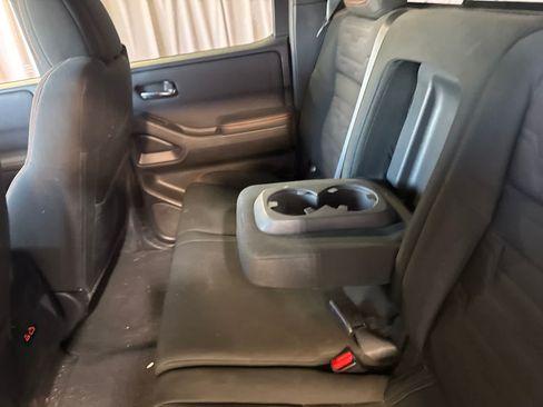 Used 2022 Nissan Frontier Pro-X w/ Technology Package RWD image 18