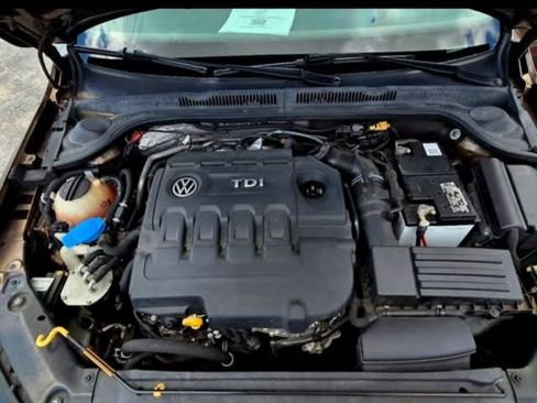 Used 2015 Volkswagen Jetta TDI SEL FWD image 17