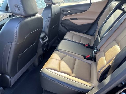 Used 2023 Chevrolet Equinox Premier FWD image 11