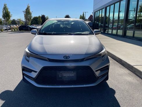 Used 2025 Toyota Corolla SE w/ SE Premium Package FWD image 2