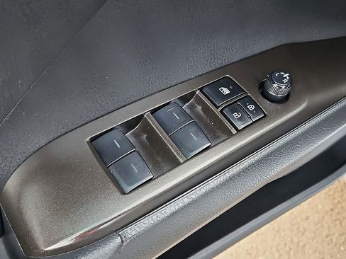 Used 2024 Toyota Camry SE w/ Convenience Package image 14