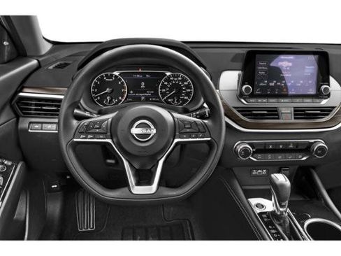 Used 2024 Nissan Altima 2.5 SV FWD image 38