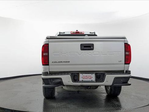 Used 2022 Chevrolet Colorado LT w/ Fleet Safety Package RWD image 7