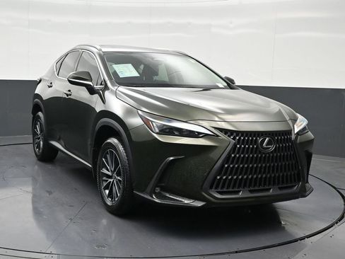 Used 2024 Lexus NX 250 FWD w/ Cold Area Package image 8