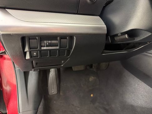 Used 2018 Subaru Outback 2.5i AWD/4WD image 11