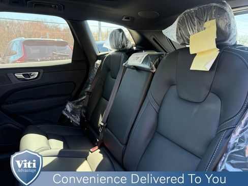 New 2026 Volvo XC60 B5 Ultra w/ Protection Package Premier AWD/4WD image 14