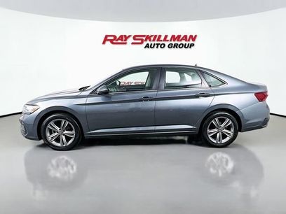 Used 2024 Volkswagen Jetta SE