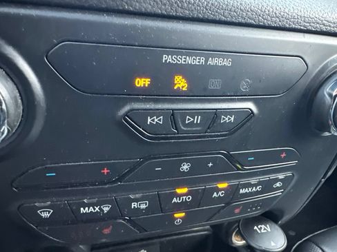 Used 2022 Ford Ranger Lariat w/ Equipment Group 501A High AWD/4WD image 19