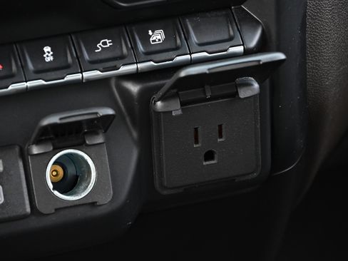 Used 2020 Chevrolet Silverado 1500 LT w/ Texas Edition image 21