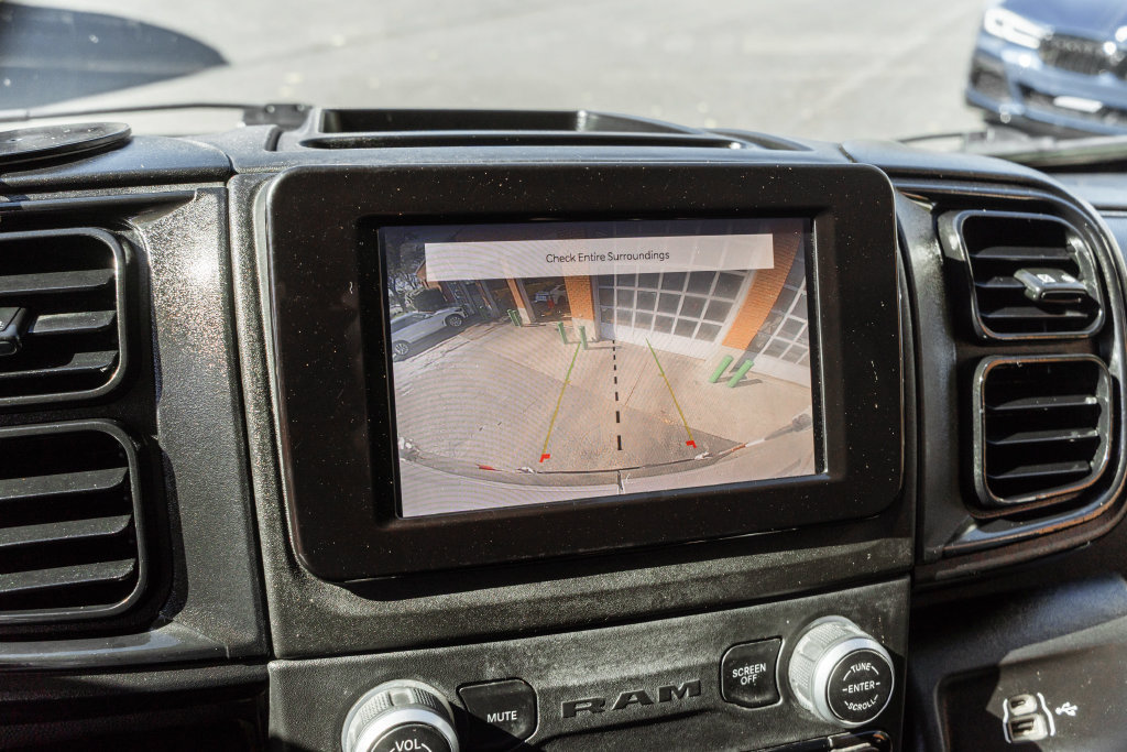 Used 2023 RAM ProMaster 2500 FWD image 12