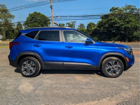 Used 2024 Kia Seltos S AWD/4WD image 4