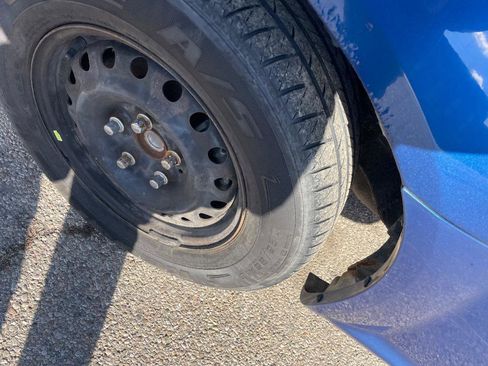 Used 2011 Dodge Grand Caravan Express w/ PWR Window Group image 9