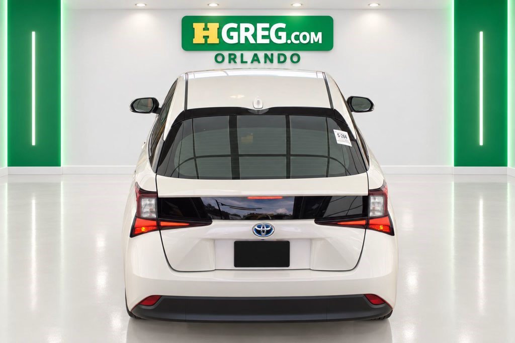 Used 2021 Toyota Prius L Eco FWD image 8