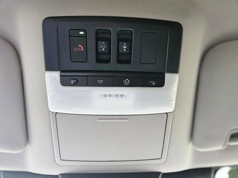 New 2026 Nissan Pathfinder Platinum image 26